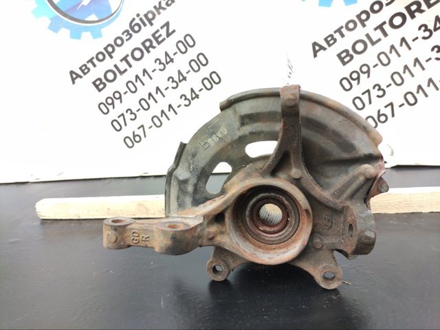 Цапфа поворотна права 51716A5000 HYUNDAI