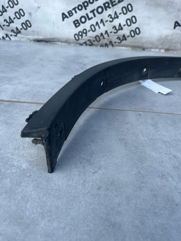 Молдинг передньої арки колеса, лівий 51777176235 BMW