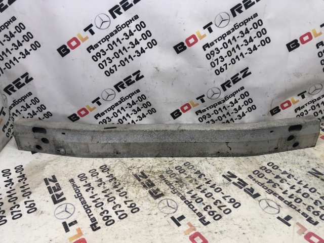 Балка бампера переднього 5213148051 TOYOTA