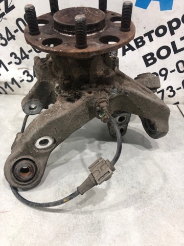 Цапфа поворотна права 52210SEAE03 HONDA