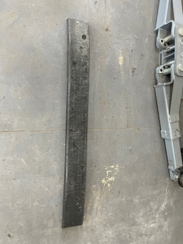 Абсорбер бампера заднього 5261506060 TOYOTA