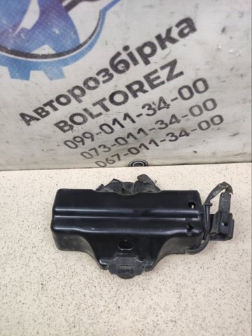 Замок кришки капота 5351050100 TOYOTA