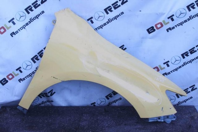 Переднє праве крило 5381133210 TOYOTA