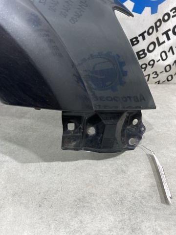 Переднє праве крило 5381142220 TOYOTA