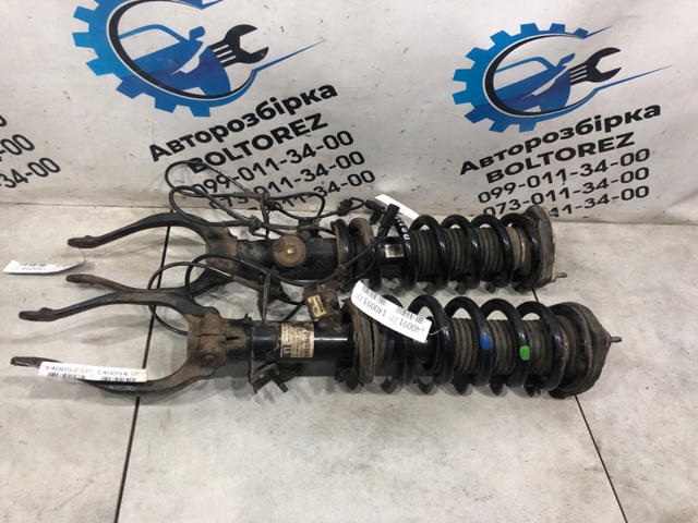 Подушка амортизатора переднього 543201CF0B NISSAN