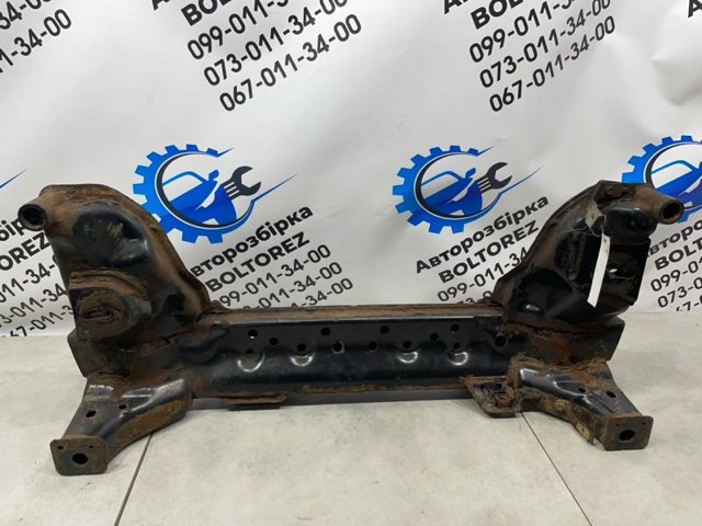 Балка передньої підвіски, підрамник 54401CG101 NISSAN