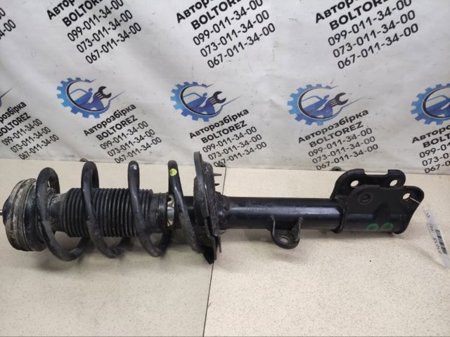 Стійка передня права 546602B510 HYUNDAI