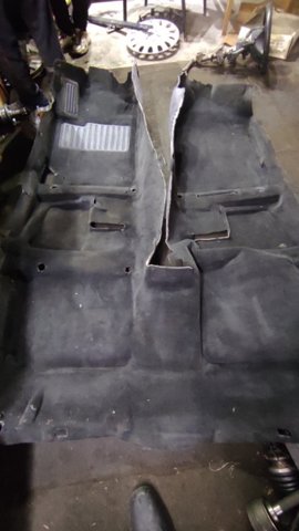 Покриття підлогове салону, переднє 5851033560B1 TOYOTA