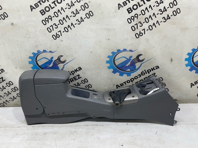 кришка подлоктніка 5890542010B0 TOYOTA