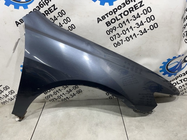 Переднє праве крило 60211SEA000ZZ HONDA