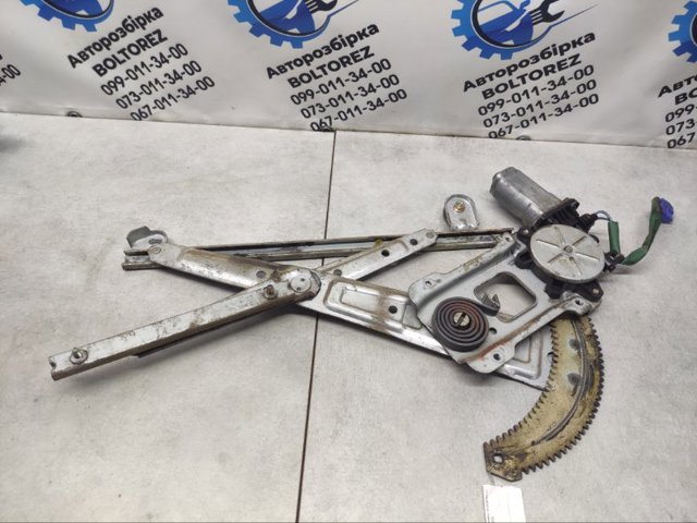 Двигун склопідіймача двері передньої, лівої 62113FC010 SUBARU