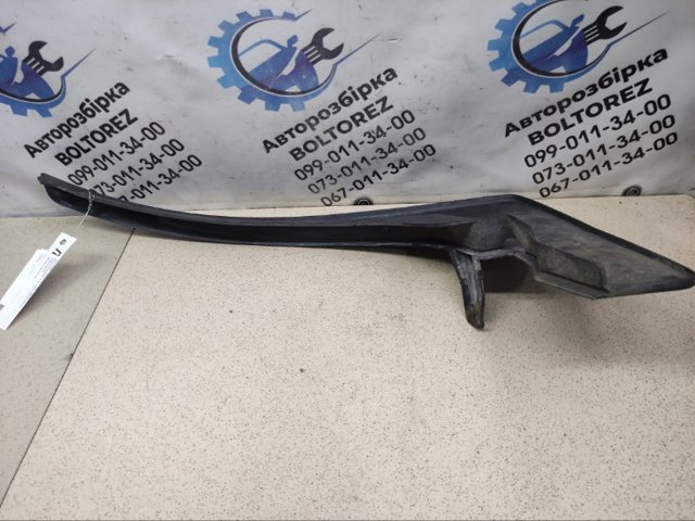 Бризковики передній, лівий 63851EB300 NISSAN
