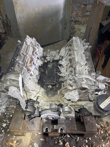 Двигун у зборі 642855 MERCEDES