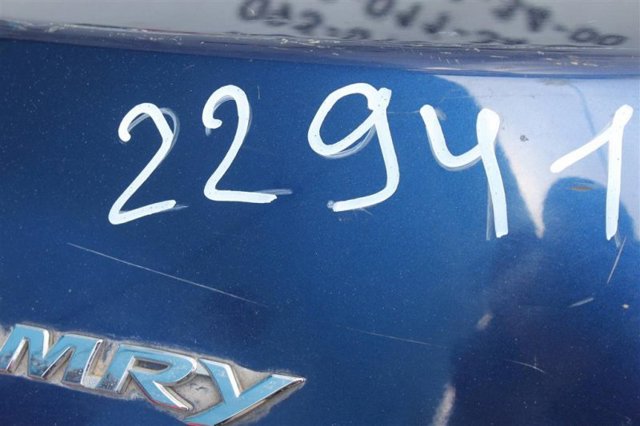 Кришка багажника кузова 6440133401 TOYOTA