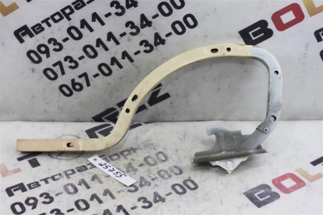 Петля багажника 6452006030 TOYOTA