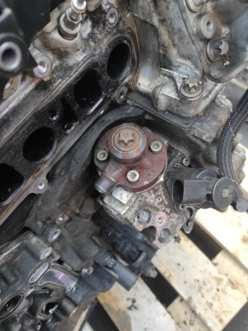 Двигун у зборі 654920 MERCEDES