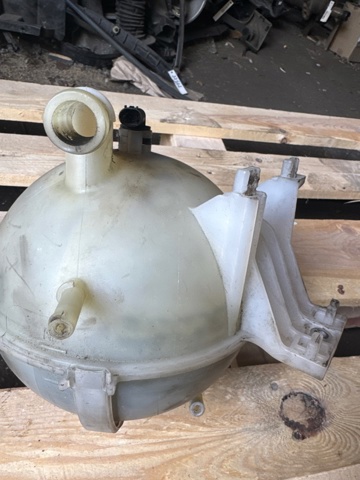 Навішування двері водія (петлі) 67450SWWE01ZZ HONDA