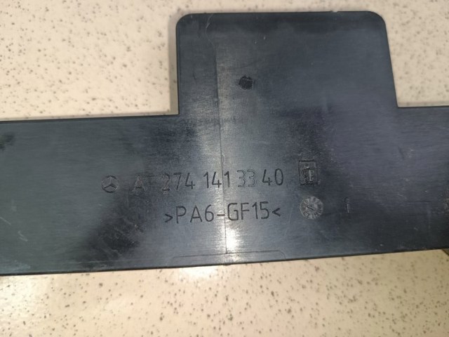 Скло передньої правої двері 6810106190 TOYOTA