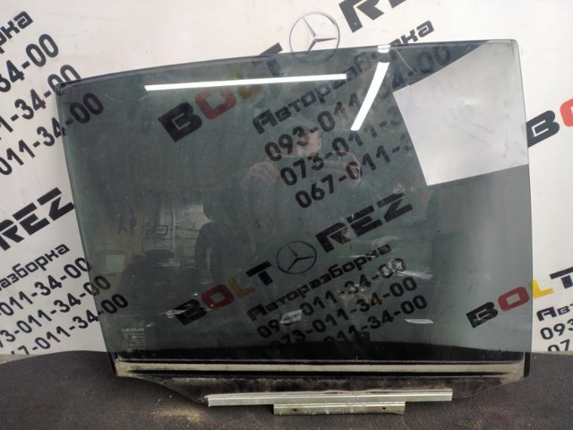 Скло заднє праве 6810348130 TOYOTA