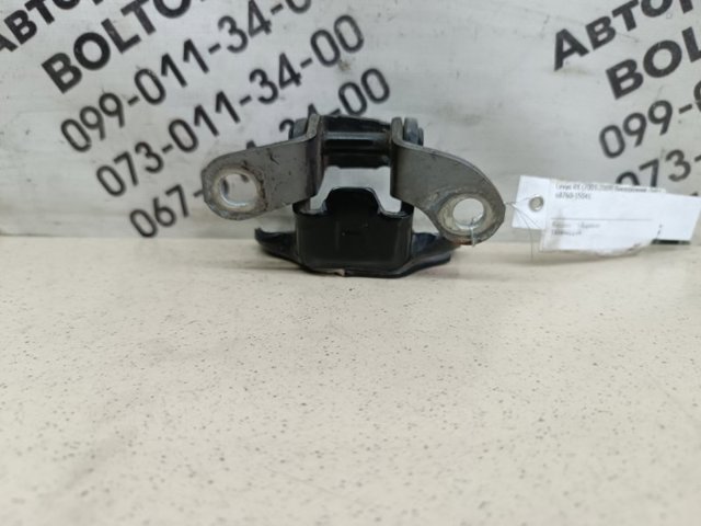 Петля задніх дверей, лівих 6876035041 TOYOTA