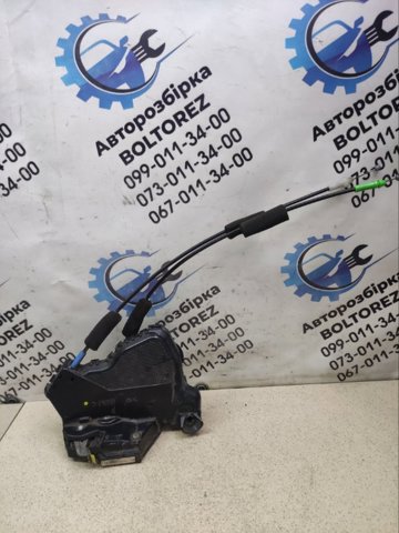 Замок водійських дверей 6904033232 TOYOTA