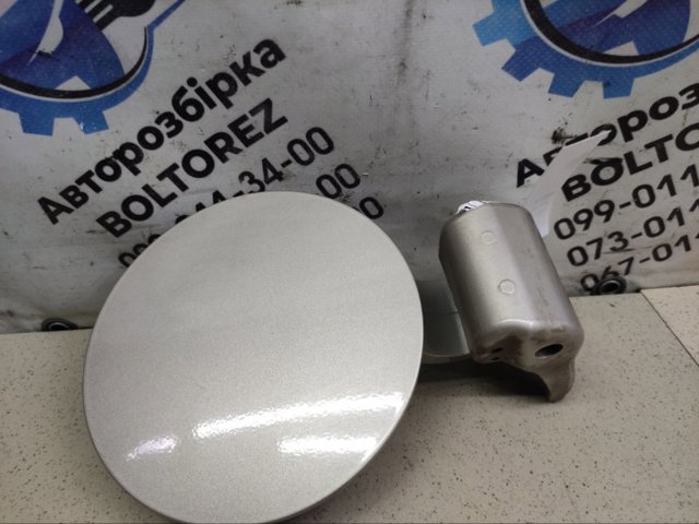 Дверцята бензобака 695102H001 HYUNDAI