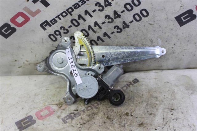 Механізм склопідйомника двері задньої, правої 6980306140 TOYOTA