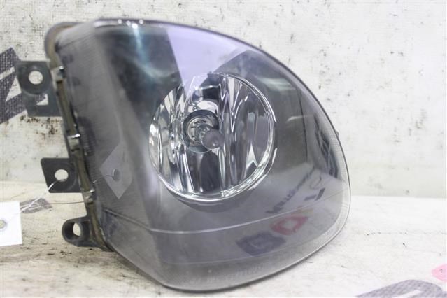 Туманка права 7216886 BMW