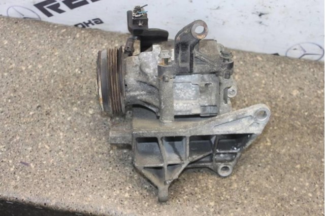 Компресор системи кондиціювання 73111AG030 SUBARU