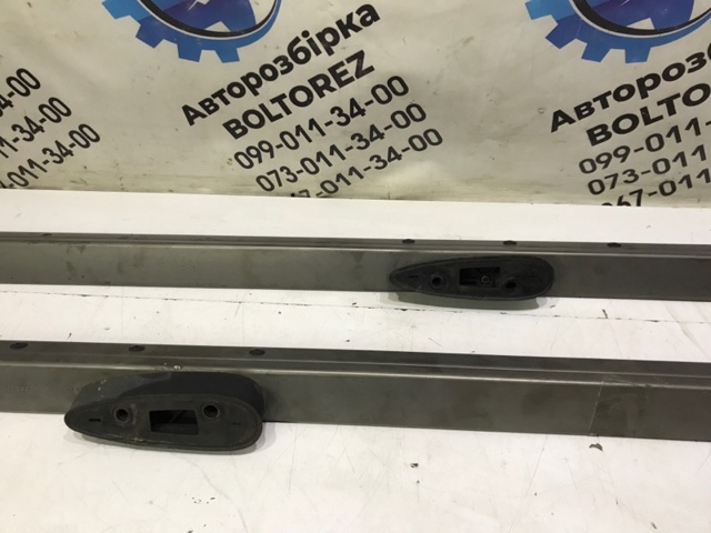 Рейлінг даху правий 73154ZP40A NISSAN