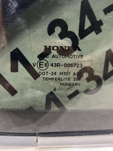 Скло кутове дверей задніх 73511SWWE11 HONDA