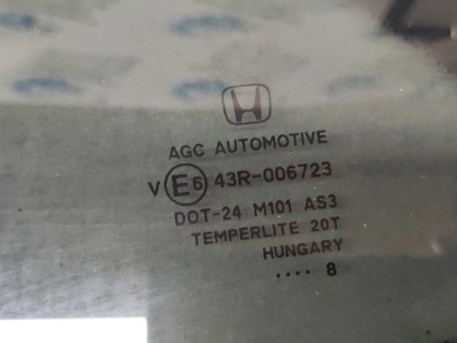 Кватирка дверей трикутник, задньої, лівої 73561SWWE01 HONDA