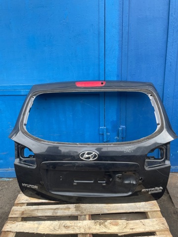 Двері багажника 737002B030 HYUNDAI
