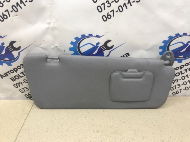 Козирок 7431042270B0 TOYOTA