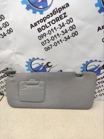 Козирок протисонячний 7432042350B0 TOYOTA