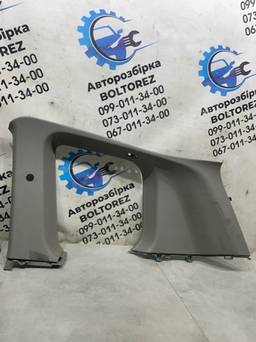 Обшивка стійки кузова внутрішня, задня права 769348H300 NISSAN