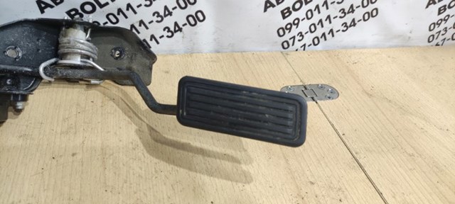 Педаль акселератора 7801013011 TOYOTA