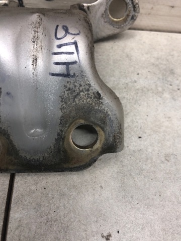 Петля задніх дверей, правих 79360H1000 HYUNDAI