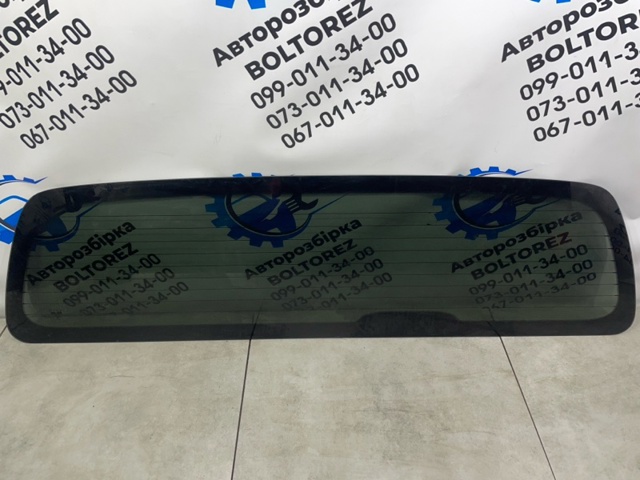 Скло автомобільне заднє 79700EB300 NISSAN