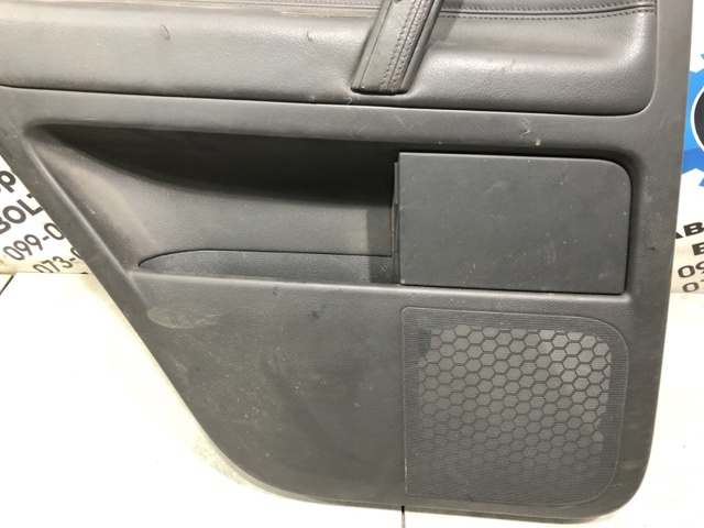 Дверна карта правих задніх дверей 7L6867211BR VAG