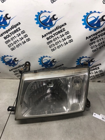 Блок фара ліва 8105960041 TOYOTA