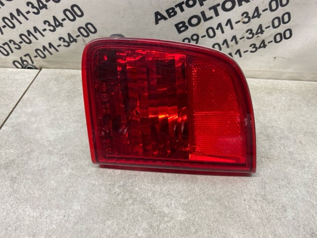 Протівотуманнка задня, права 8145760020 TOYOTA