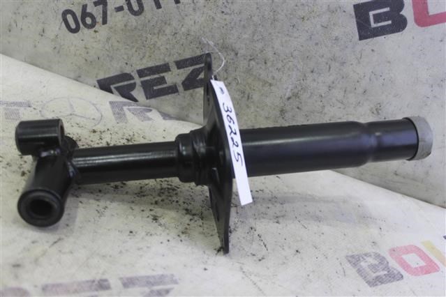 Кронштейн підсилювача переднього бампера 8159360 BMW