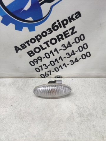 Повторювач повороту в крило 817300D032 TOYOTA