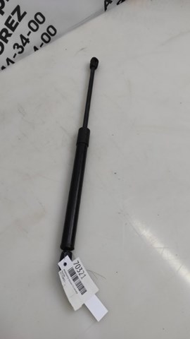 Стійка задніх дверей 817702B001 HYUNDAI