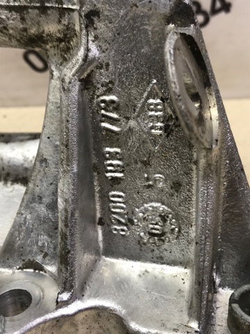 Кронштейн паливного насоса ПНВТ 8200193773 SUZUKI
