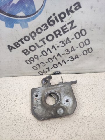 Запор капота (замок і привід замка капота) Renault Trafic II