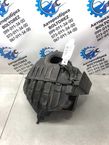 Корпус повітряного фільтра 8200947663 RENAULT