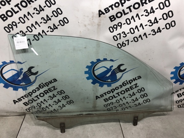 Скло передньої правої двері 824202E030 HYUNDAI