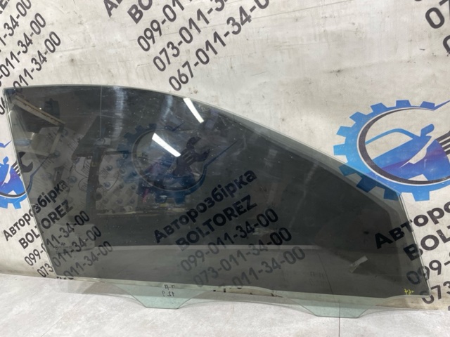 Скло пасажирських дверей 824212H010 HYUNDAI
